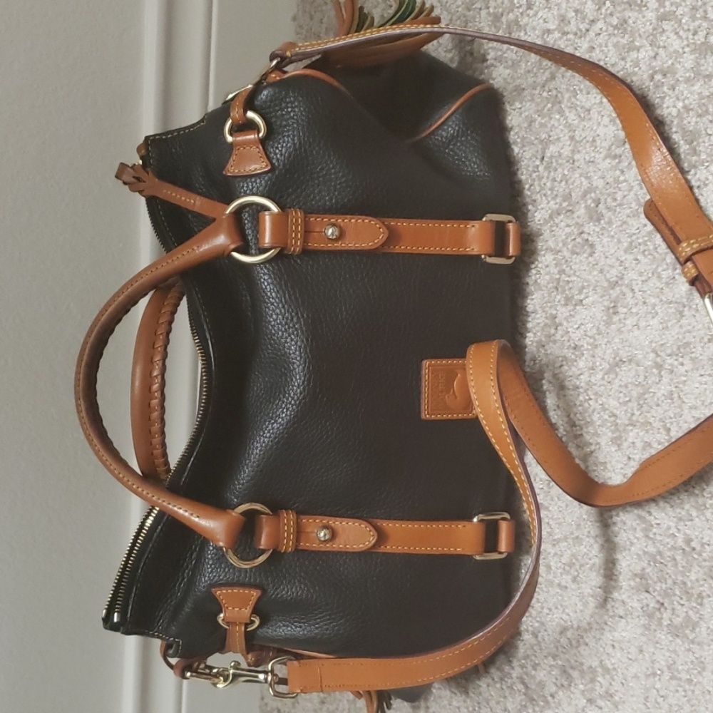 Vintage Dooney and Bourke bag.